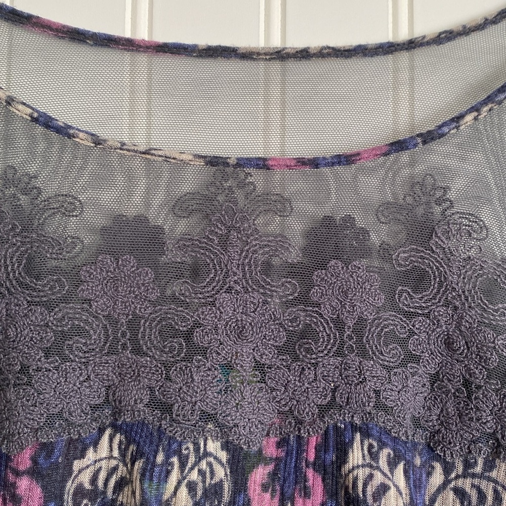 Free People lightweight top SIZE XS - Picture 13 of 16
